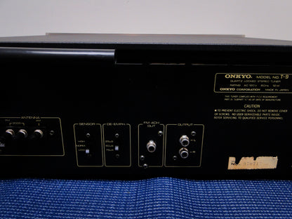 Onkyo T9 Stereo Tuner