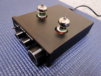 SUCA Audio Tube T-1 Stereo Preamplifier