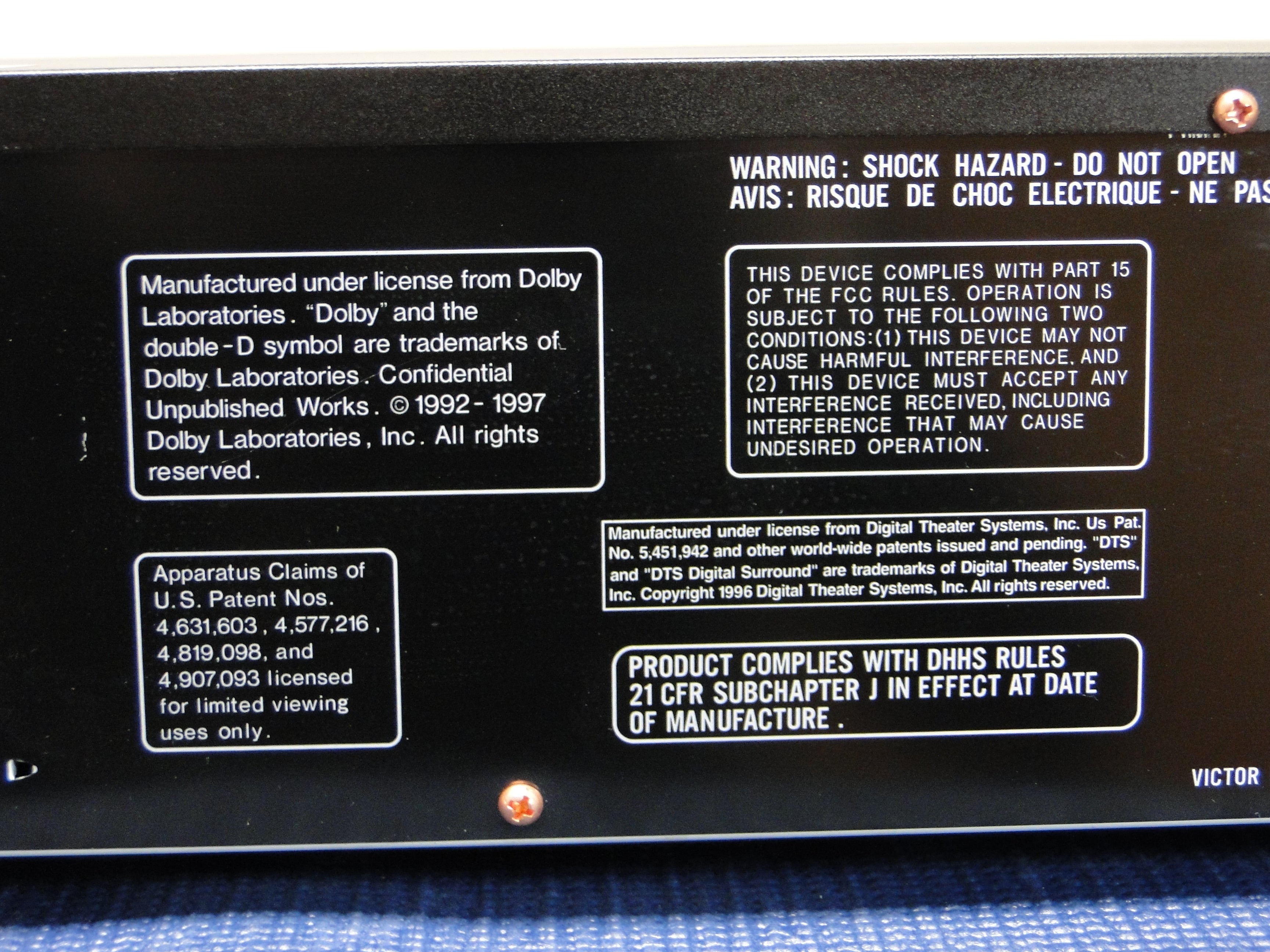 JVC XV-M50 Dvd Changer * 3 Discs – The Turntable Store