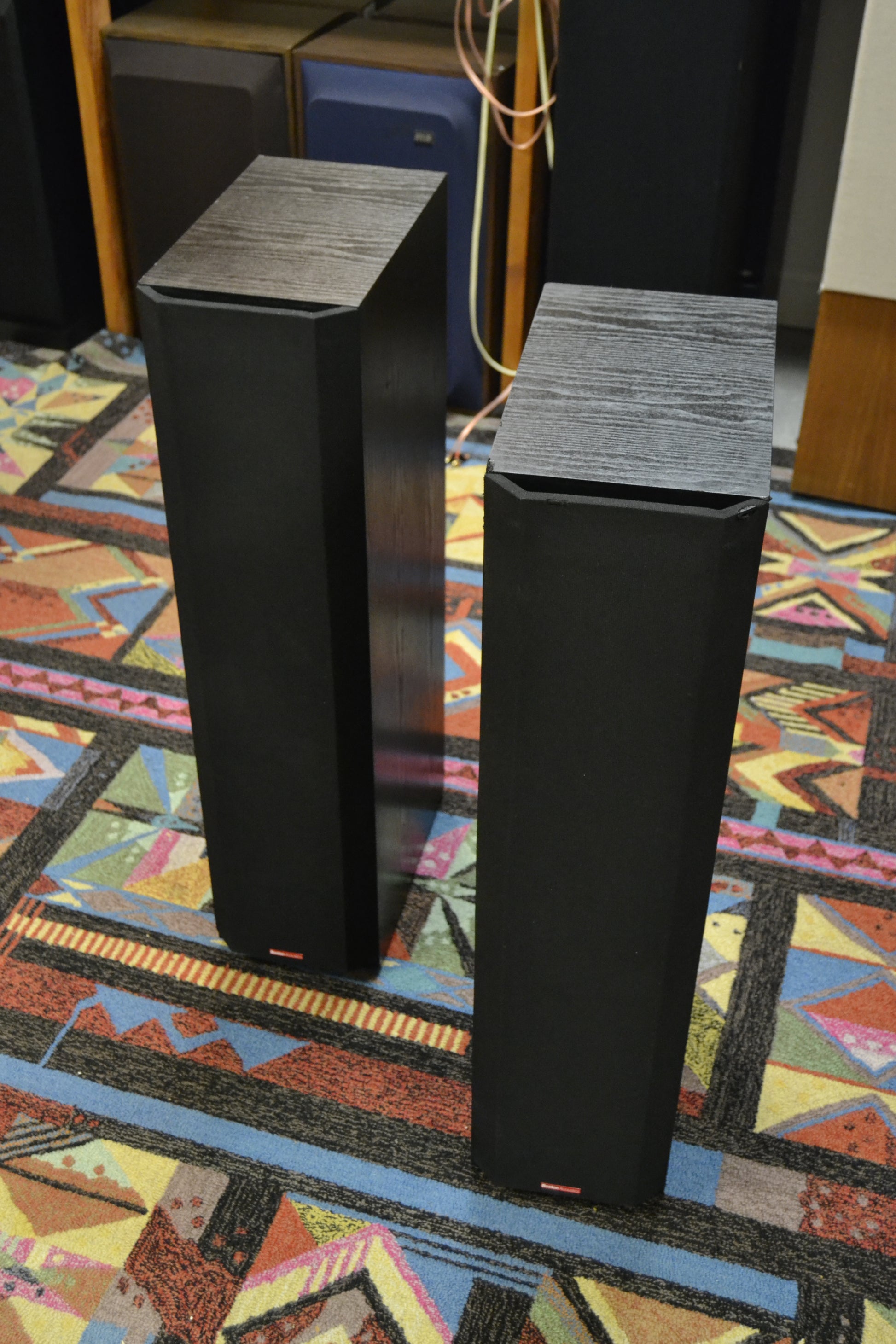 Boston Acoustics VR30 Floor Standing Speakers – The Turntable Store