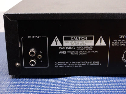 Teac PD-M500 CD Changer * 6 Disc Cartridge * Remote * Manual