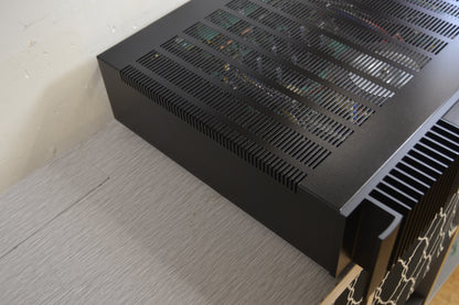 Rotel RMB-1048  Eight Channel Power Amplifier (2004-08)