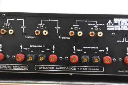 Rotel RMB-1048  Eight Channel Power Amplifier (2004-08)