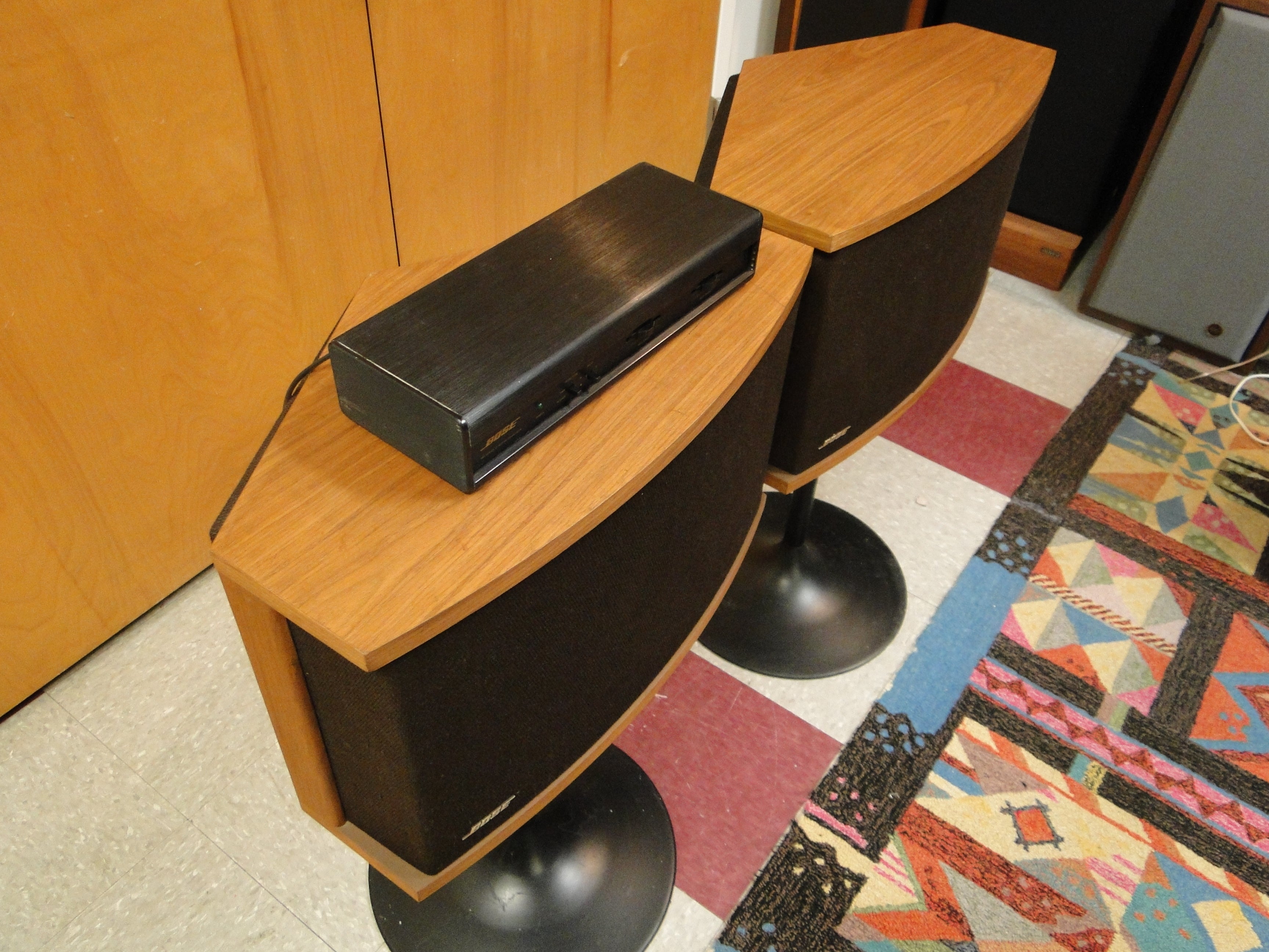 Bose 901 Series VI * Equalizer * Tulip Stands – The Turntable Store
