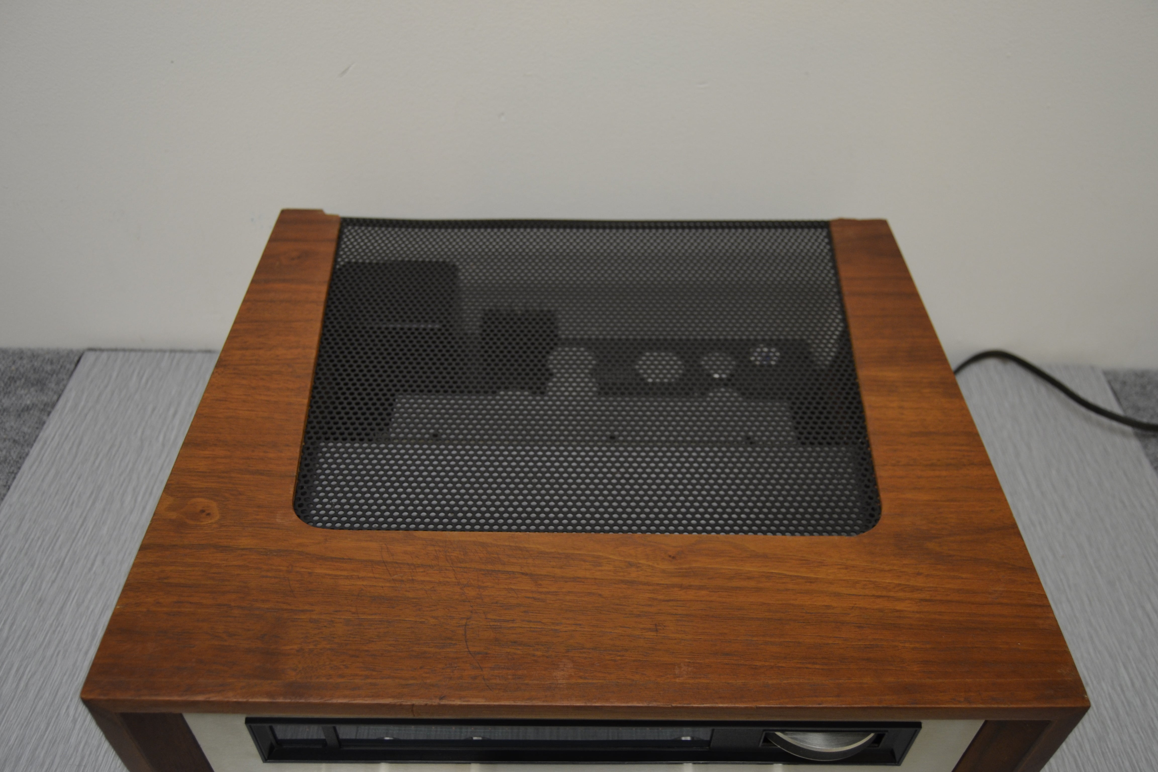 Marantz Model Twenty Stereo Tuner with Oscilloscope * 1972