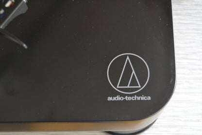 Audio Technica AT-LP7 Belt Drive Turntable * New AT3600 Cartridge * Box