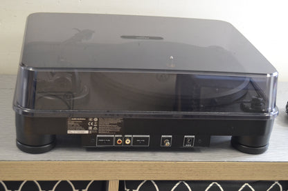 Audio Technica AT-LP7 Belt Drive Turntable * New AT3600 Cartridge * Box