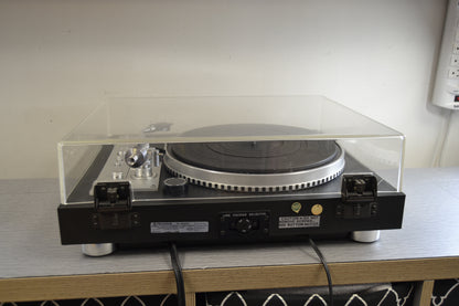 Pioneer PL-550 Direct Drive Turntable.* Strobe light is flickering *
