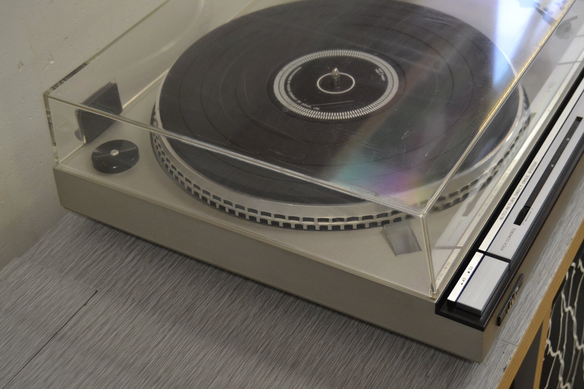 Platine Vinyle JVC L-A55 – Bras Lecture Direct Drive, Auto-return (occasion)