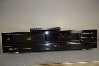 Denon DCD-590 Single Cd Player * Remote Control