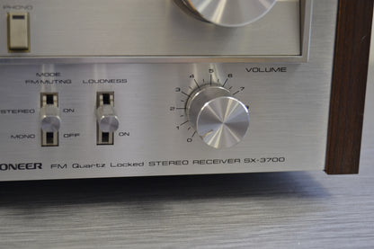 Pioneer SX-3700 Stereo Receiver * 45W RMS * 1980