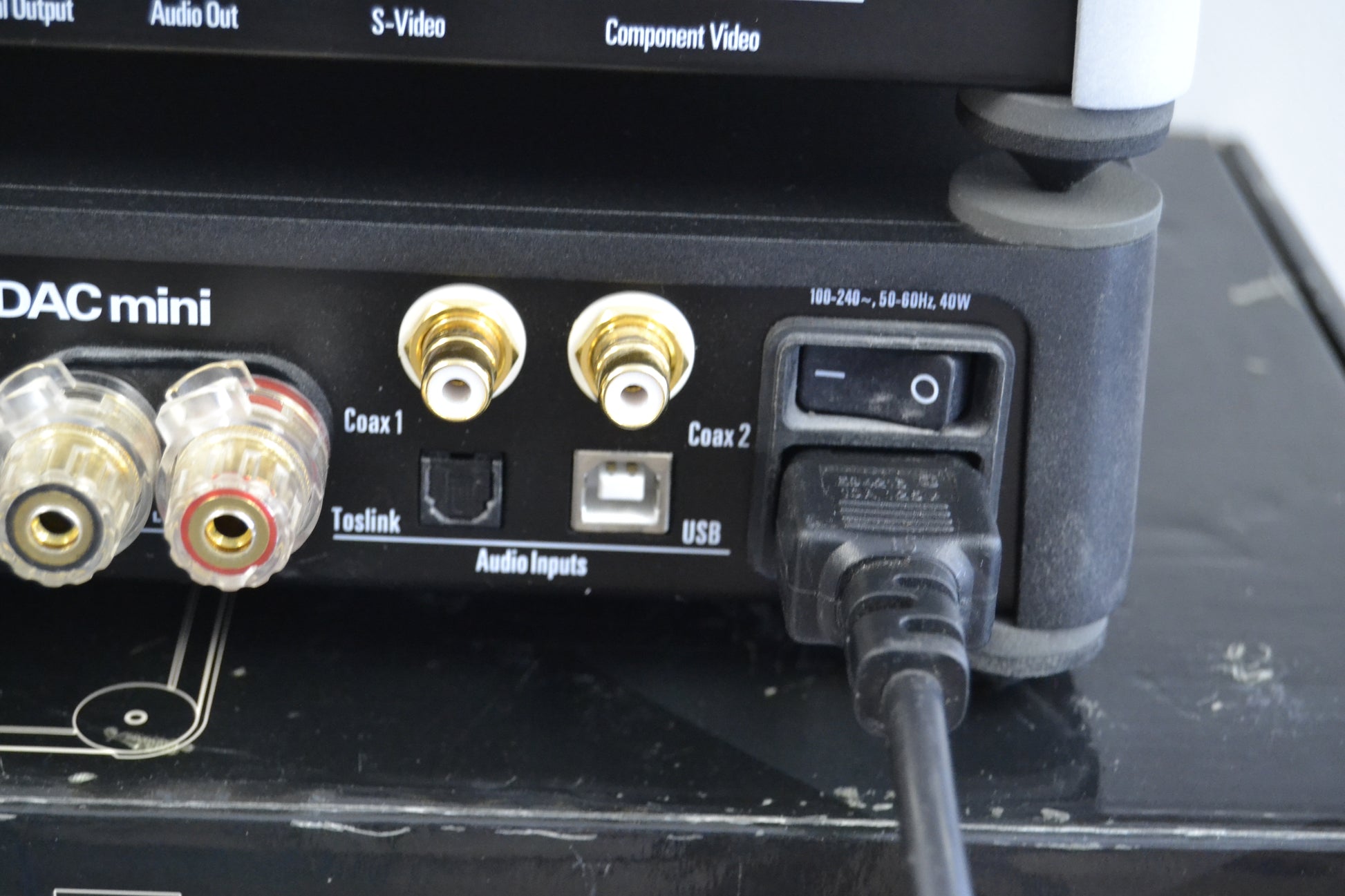 WADIA DIGITAL 151 POWER DAC MINI AMPLIFIER + DAC REMOTE WADIA DIGITAL 151 POWER DAC MINI AMPLIFIER + DAC REMOTE