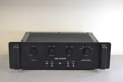 Audio Research LS3 Stereo Preamplifier