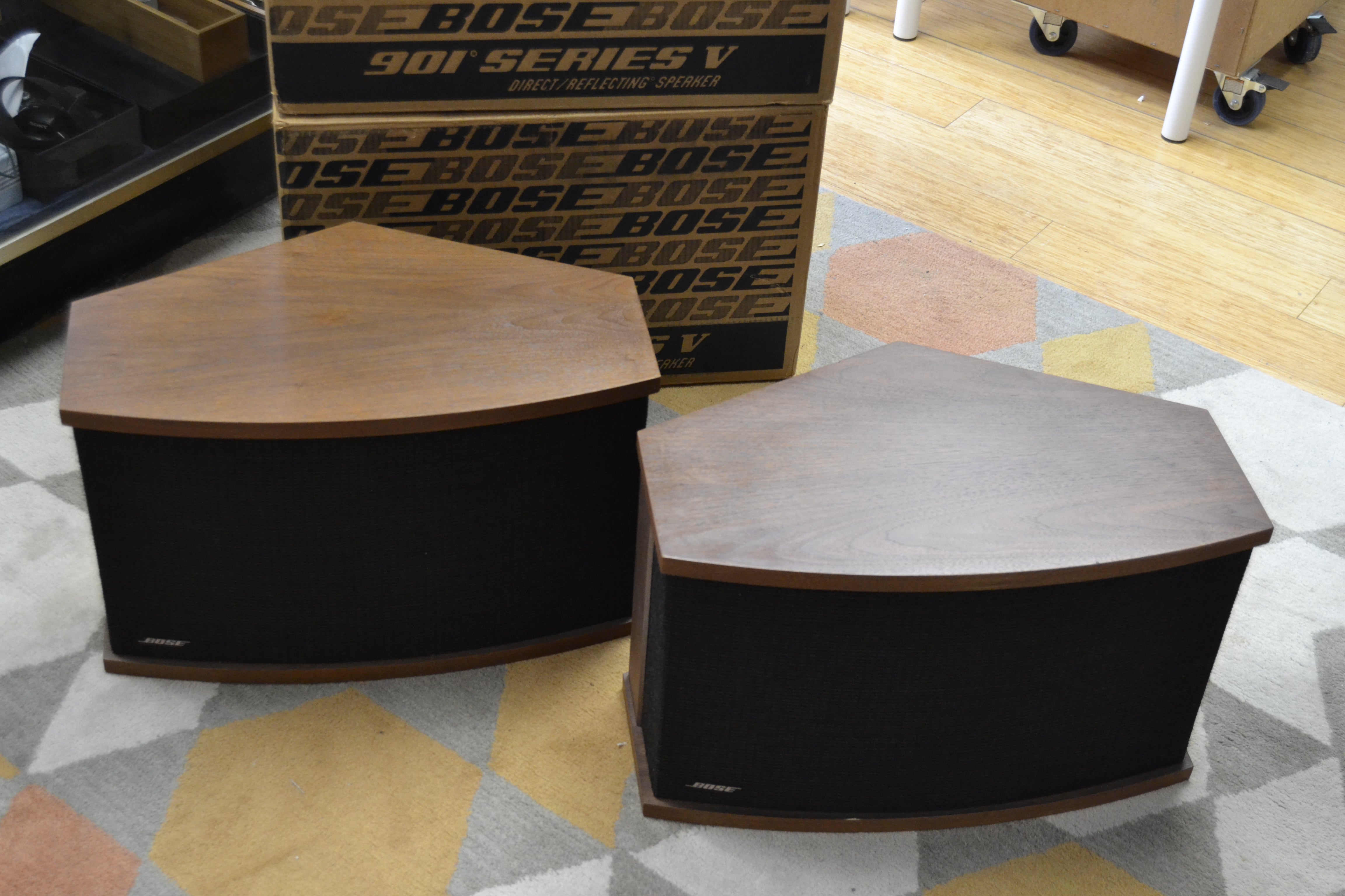 Bose 901 Series V in Boxes Fully Refoamed * Equalizer in Box fully