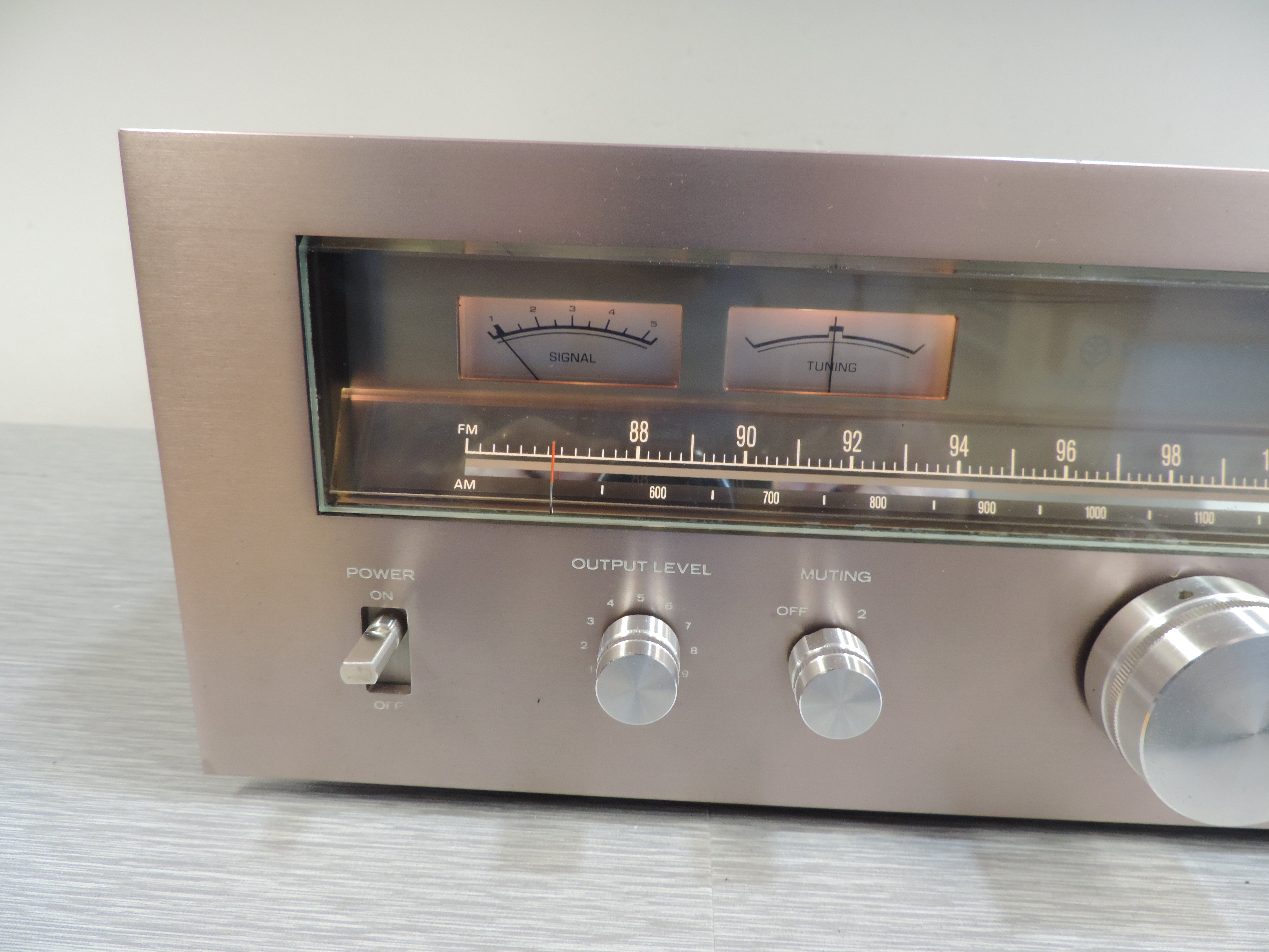 Kenwood KT-9900 Stereo Tuner - 1976 - Rare Bronze Version – The