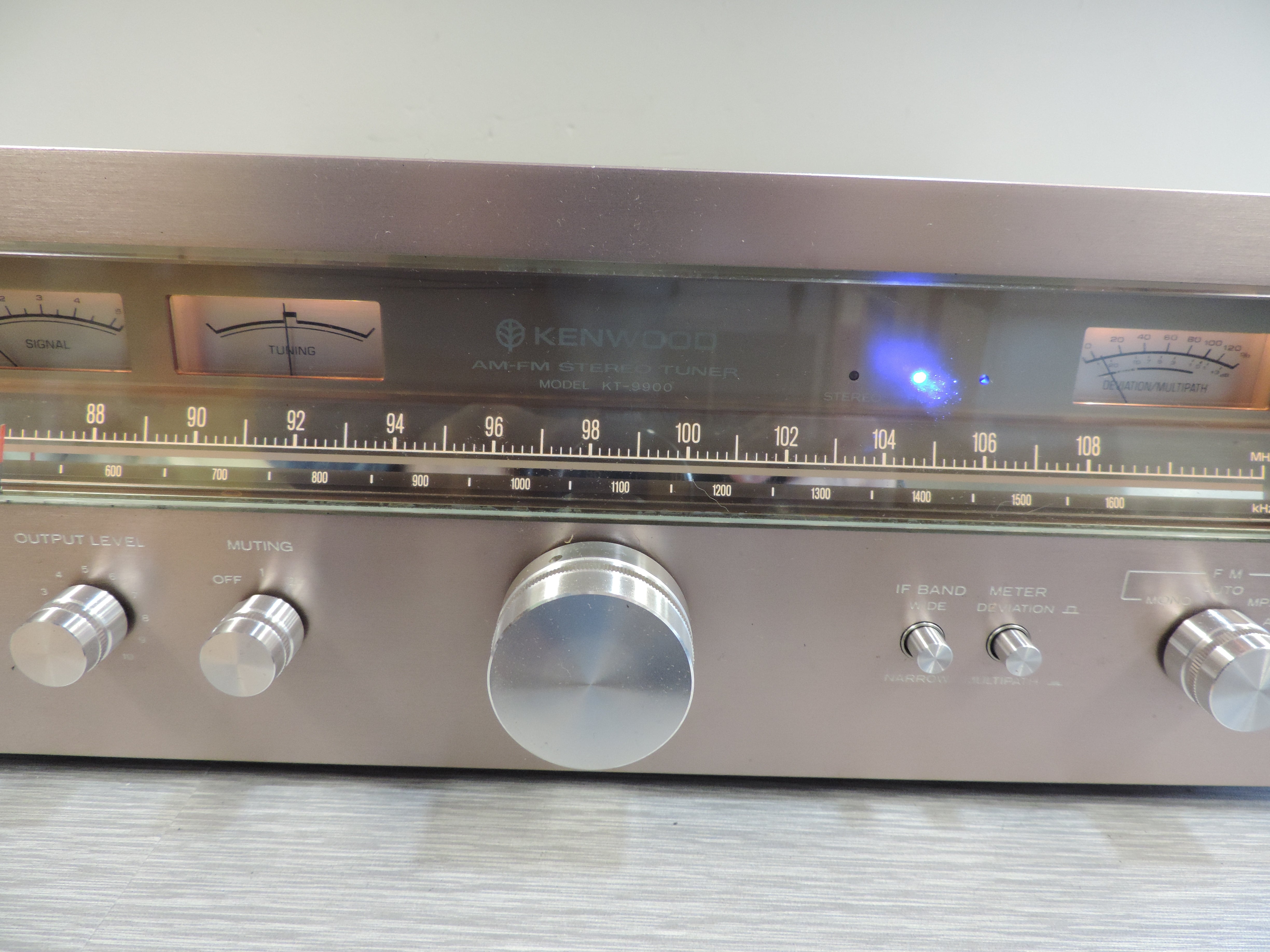 Kenwood KT-9900 Stereo Tuner - 1976 - Rare Bronze Version – The