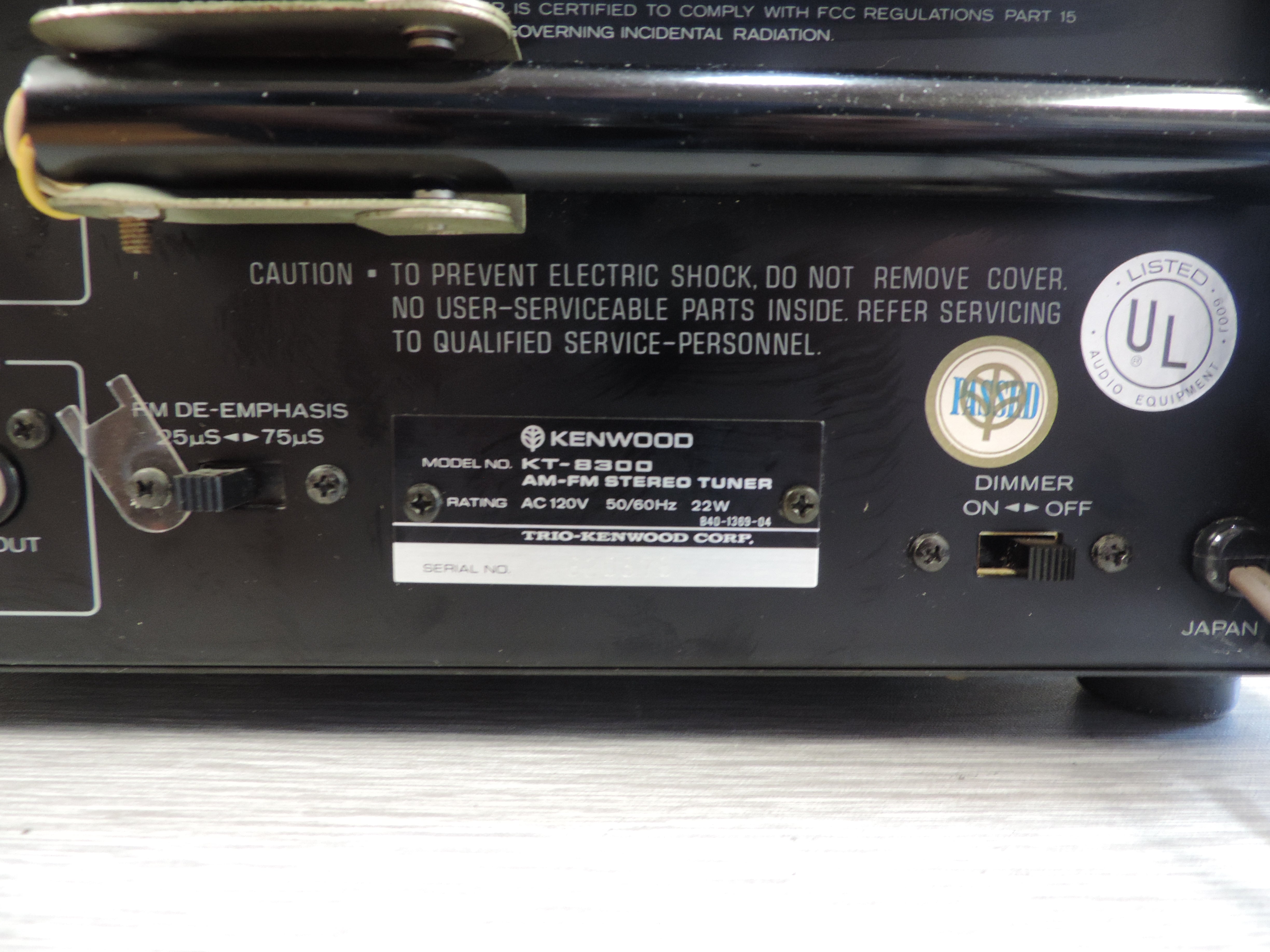 Kenwood KT-8300 Stereo Tuner with rack handles – The Turntable Store