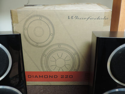 Wharfedale Diamond 220 Bookshelf Speakers