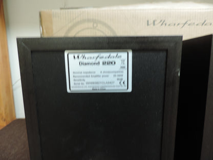 Wharfedale Diamond 220 Bookshelf Speakers