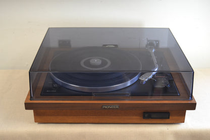 Pioneer PL-A35D Belt Drive Turntable