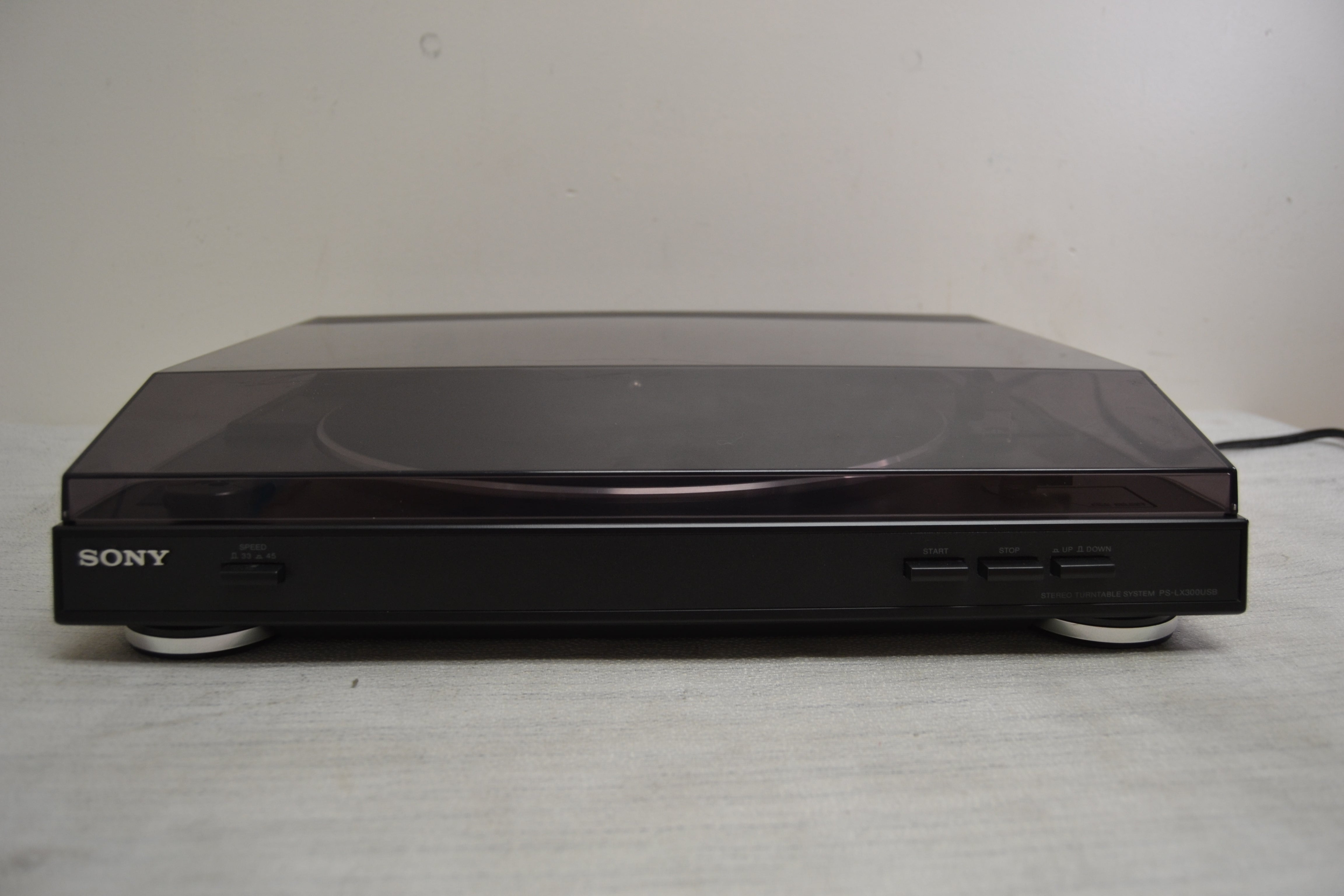 Sony PS-LX300USB Turntable & LP-to-digital recording system with USB output