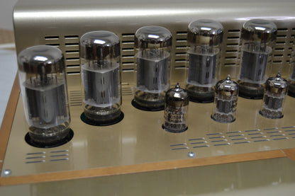 Nightingale ADM-32 * 30W Dual Mono Class A Integrated Amplifier