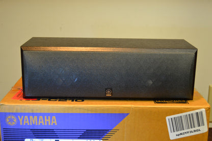 Yamaha NS-C210 Center Channel Speaker * Box
