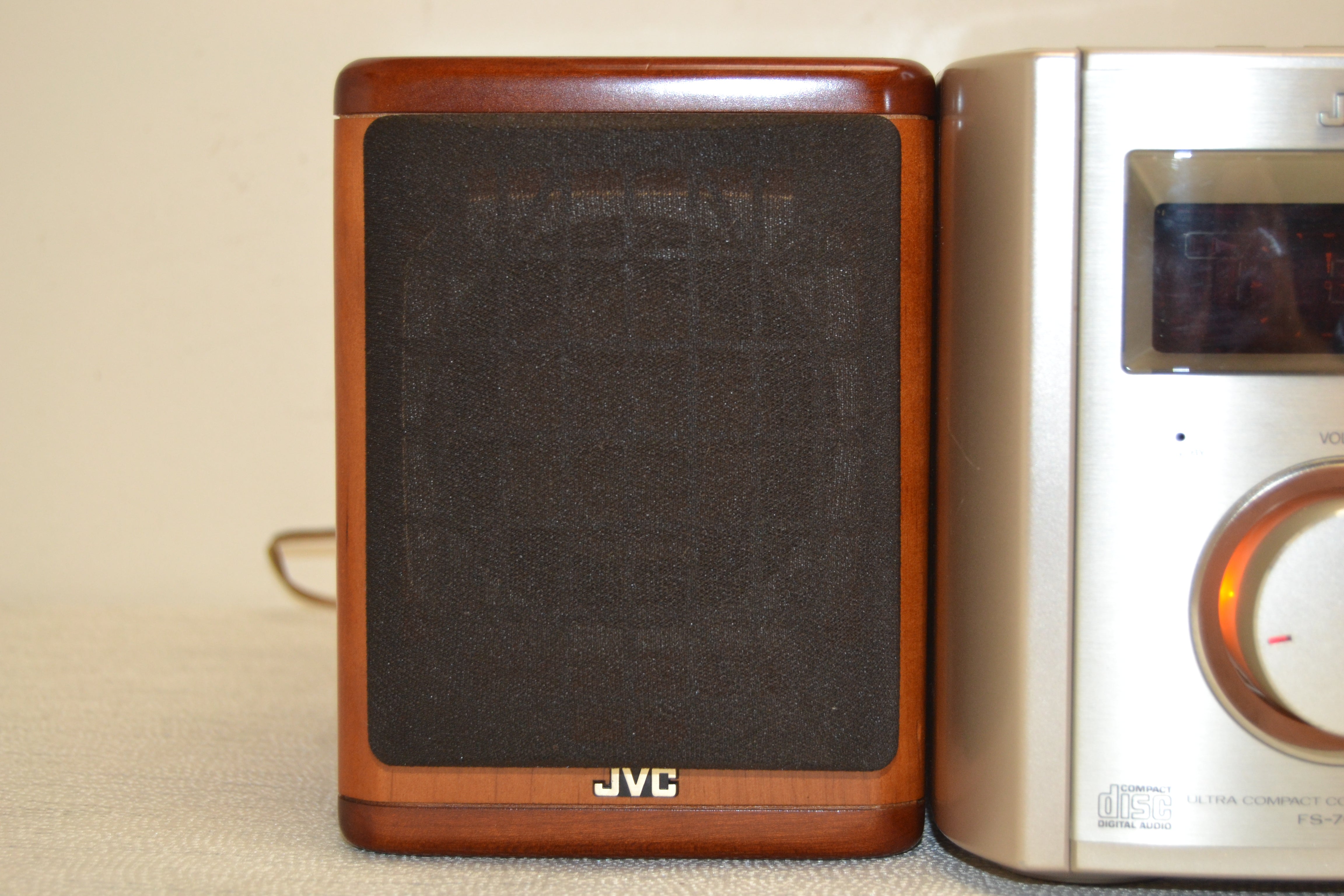 JVC FS-7000 Micro Stereo System * Fully Serviced *