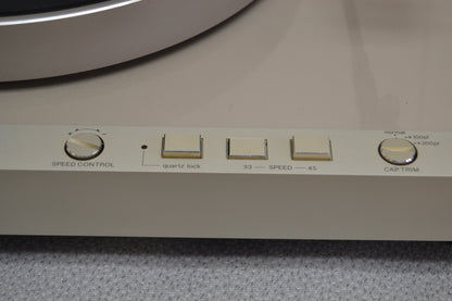 Harman Kardon T-60 Belt Drive Quartz Locked Turntable * NEW Dust Cover