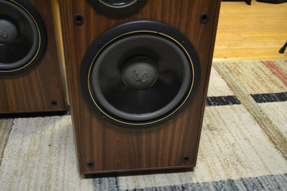 Infinity SM-115 Floor Standing Studio Monitor Speakers * Fully Serviced * One Fair Cabinet ( see pics ) *