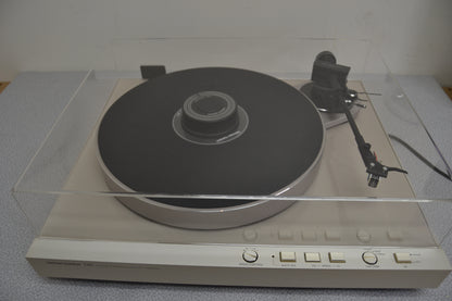 Harman Kardon T-60 Belt Drive Quartz Locked Turntable * NEW Dust Cover