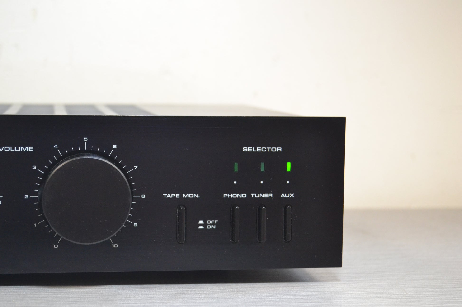 Amplificateur Stéréo Intégré Nikko NA 590 II - Testé Et Fonctionne - Vintage