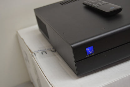 PS Audio Stellar Gain Cell DAC Preamplifier * Box * Remote * Manual