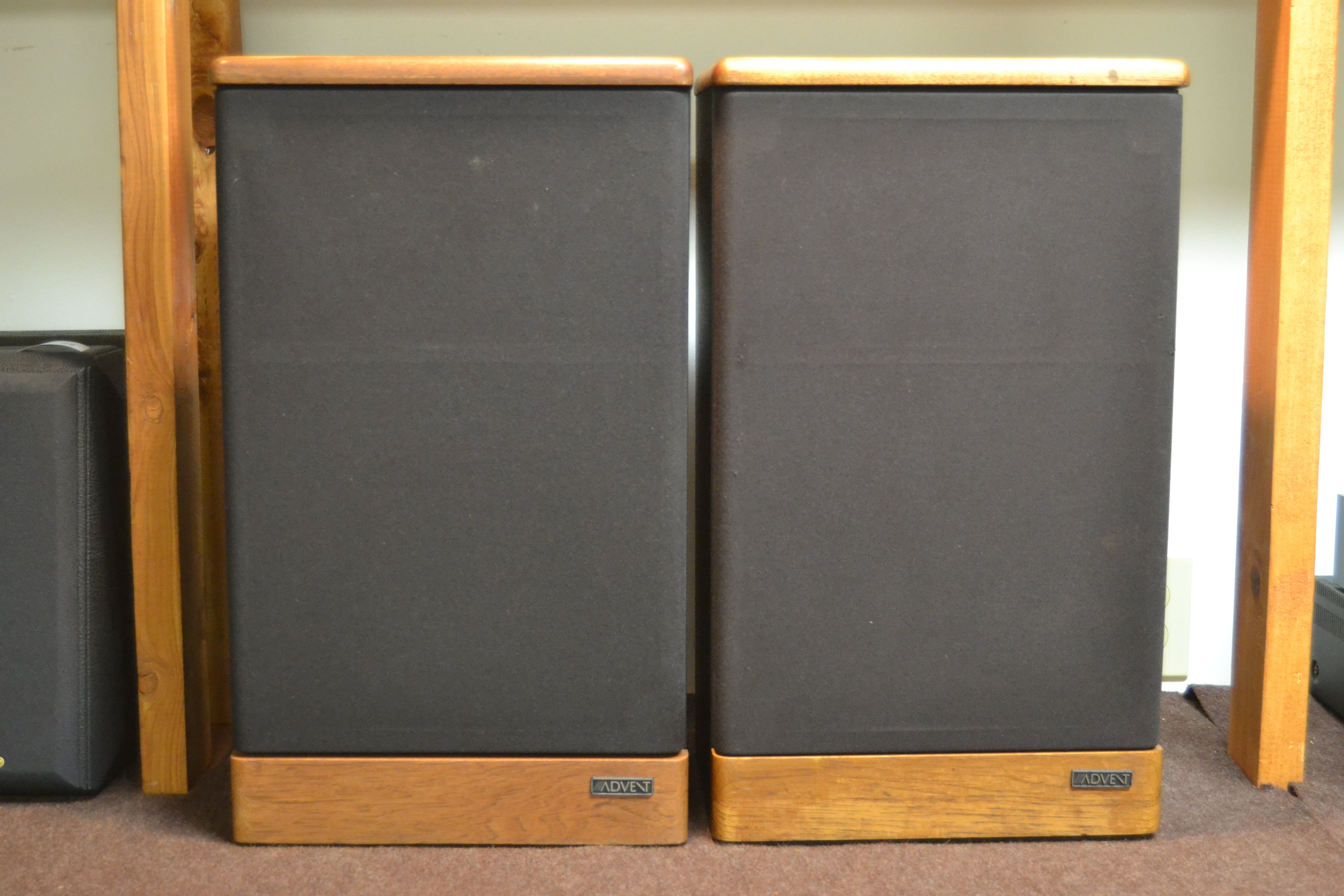 Advent 1008 Speaker System