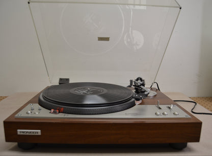 Pioneer PL-530  2-Speed Fully-Automatic Direct-Drive Turntable (1976-1978)