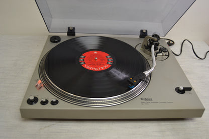 Technics SL-1700 MKI * Direct Drive Semi-Automatic Turntable * Fully Serviced
