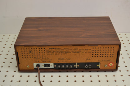 Magnavox IV9070 * Phono Stereo Amplifier with Built-in 8 Track Player