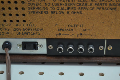 Magnavox IV9070 * Phono Stereo Amplifier with Built-in 8 Track Player