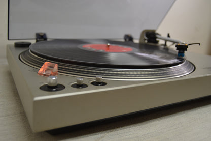 Technics SL-1700 MKI * Direct Drive Semi-Automatic Turntable * Fully Serviced