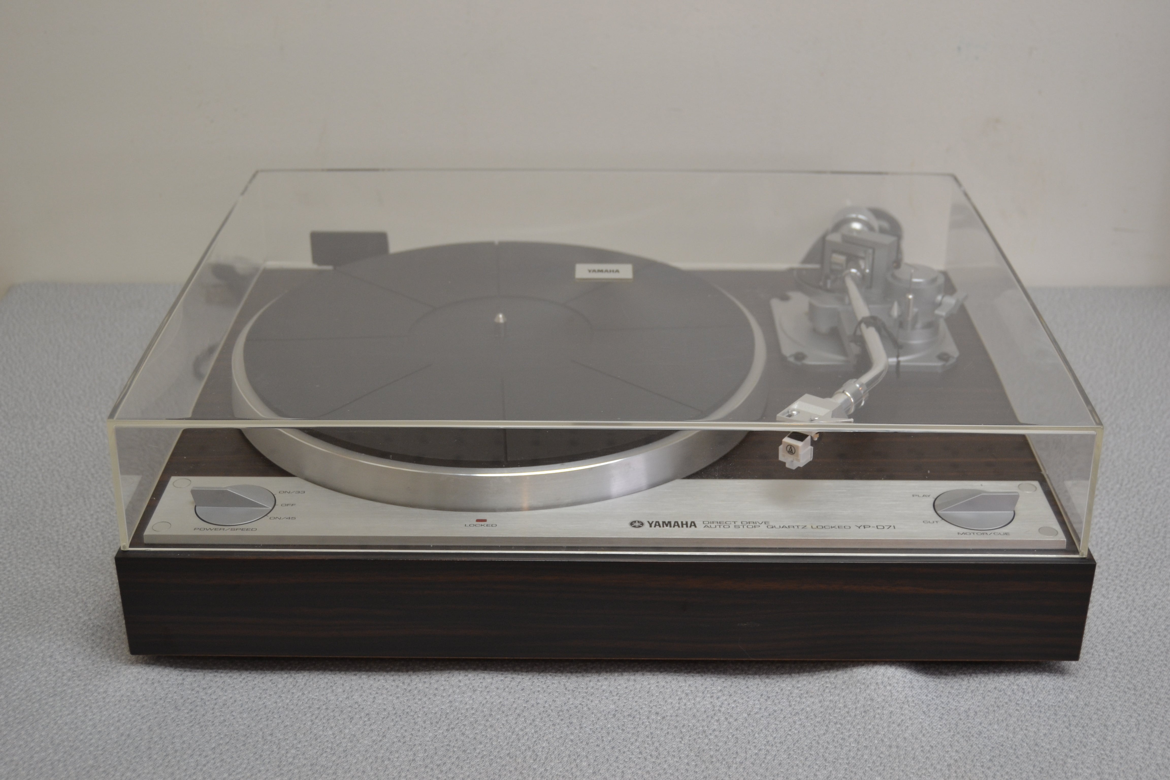 Yamaha YP-D71  Direct-Drive Turntable with Quartz PLL Speed Control (1979) * NEW Audio Technica AT3600 Cartridge