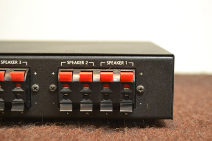 Niles® SPS-4 * 4-pair speaker selector * Box