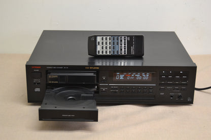 Luxman DC-114 CD Player * 6 Disc Magazine * Single Slot Player * Remote Control * READ