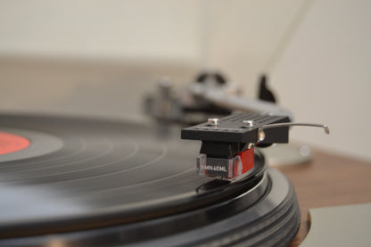 Pioneer PL-530 Direct Drive Turntable * Fully Recapped and Rebuilt * New Veneer * Fully Serviced !