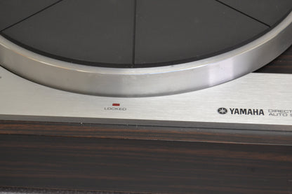 Yamaha YP-D71  Direct-Drive Turntable with Quartz PLL Speed Control (1979) * NEW Audio Technica AT3600 Cartridge