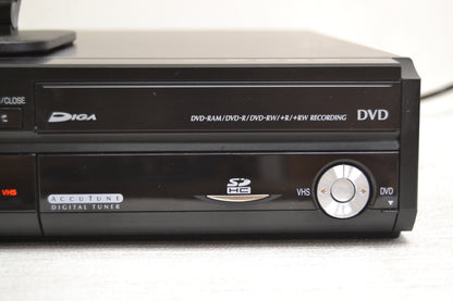 Panasonic DMR-EZ475V * DVD Recorder and VHS Combo * Remote * Fully Serviced