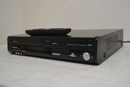 Panasonic DMR-EZ475V * DVD Recorder and VHS Combo * Remote * Fully Serviced