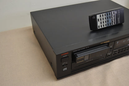 Luxman DC-114 CD Player * 6 Disc Magazine * Single Slot Player * Remote Control * READ