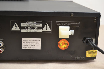 Luxman DC-114 CD Player * 6 Disc Magazine * Single Slot Player * Remote Control * READ