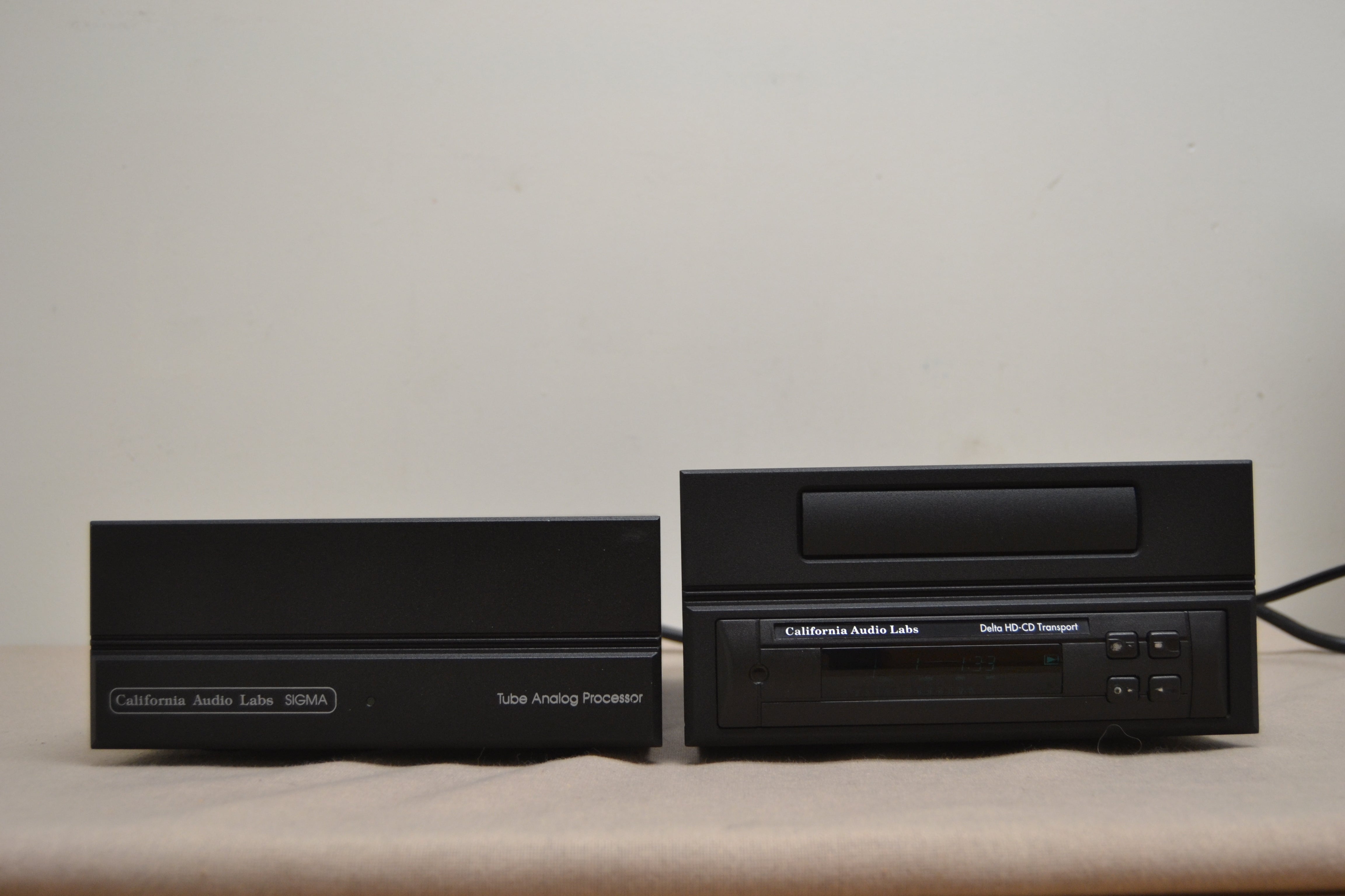 California Audio Labs - Sigma and Delta - Vacuum Tube DAc and Single HD-CD Transport