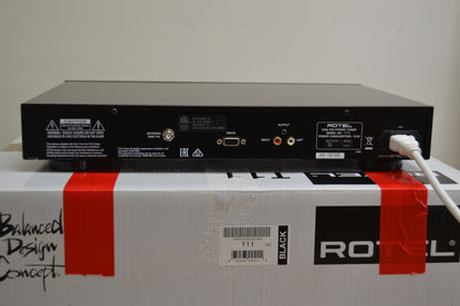 Rotel T11  DAb/FM Stereo Tuner * Box *